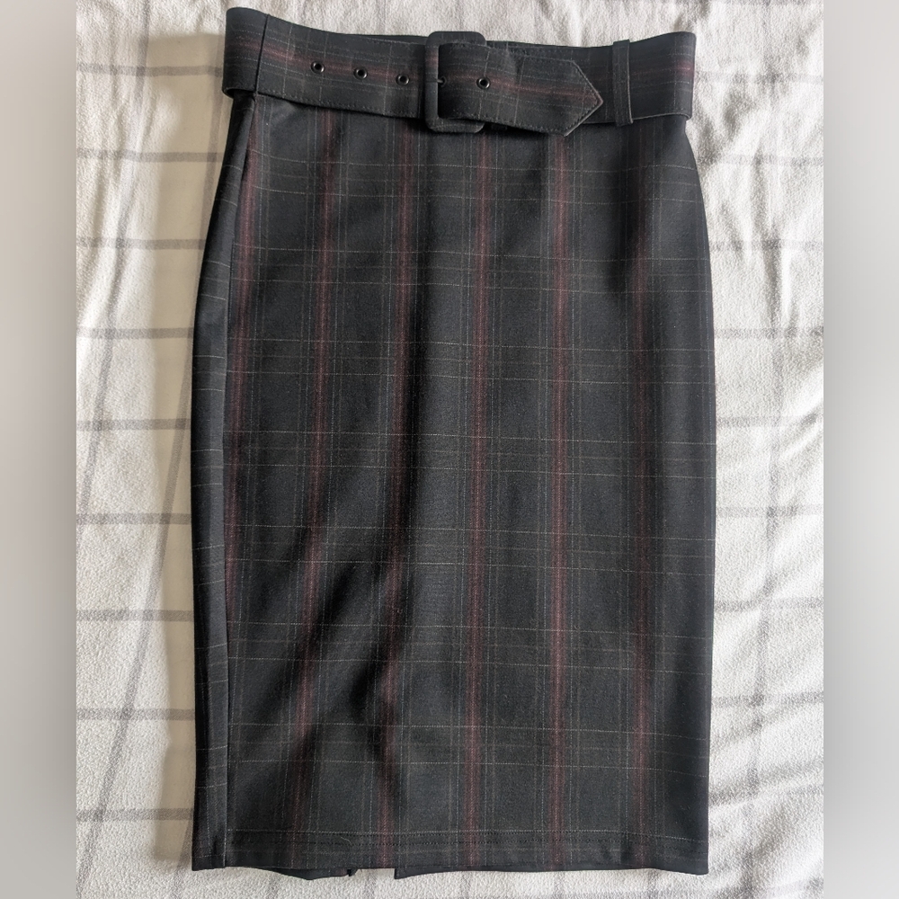 LAST CHANCE Le Chateau Belted Charcoal Grey and Red Plaid Pencil Skirt